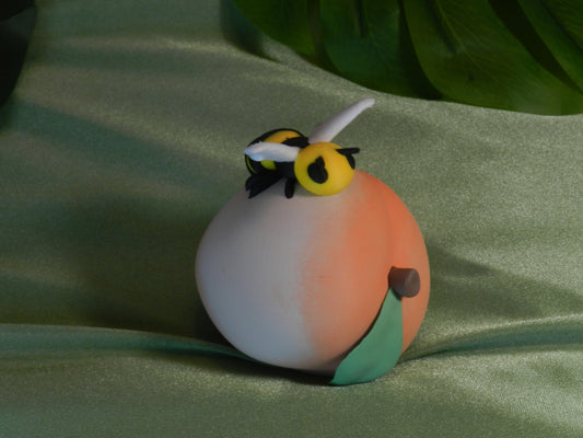 Bee my Peach